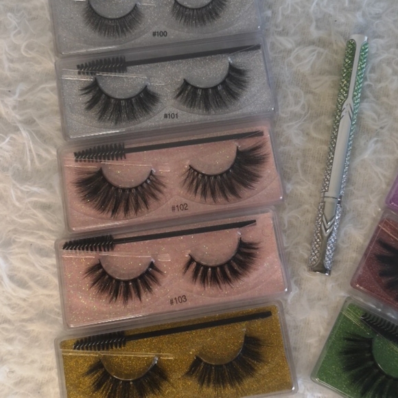 NWOT 2 in 1 Black Eyeliner and Eyelash Adhesive - Picture 3 of 4